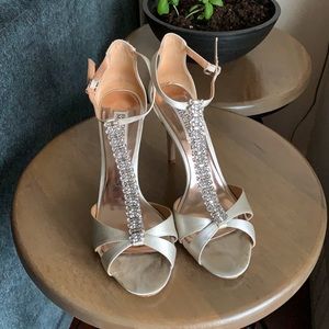Badgley Mischka Embellished Gold Heels 4 inch